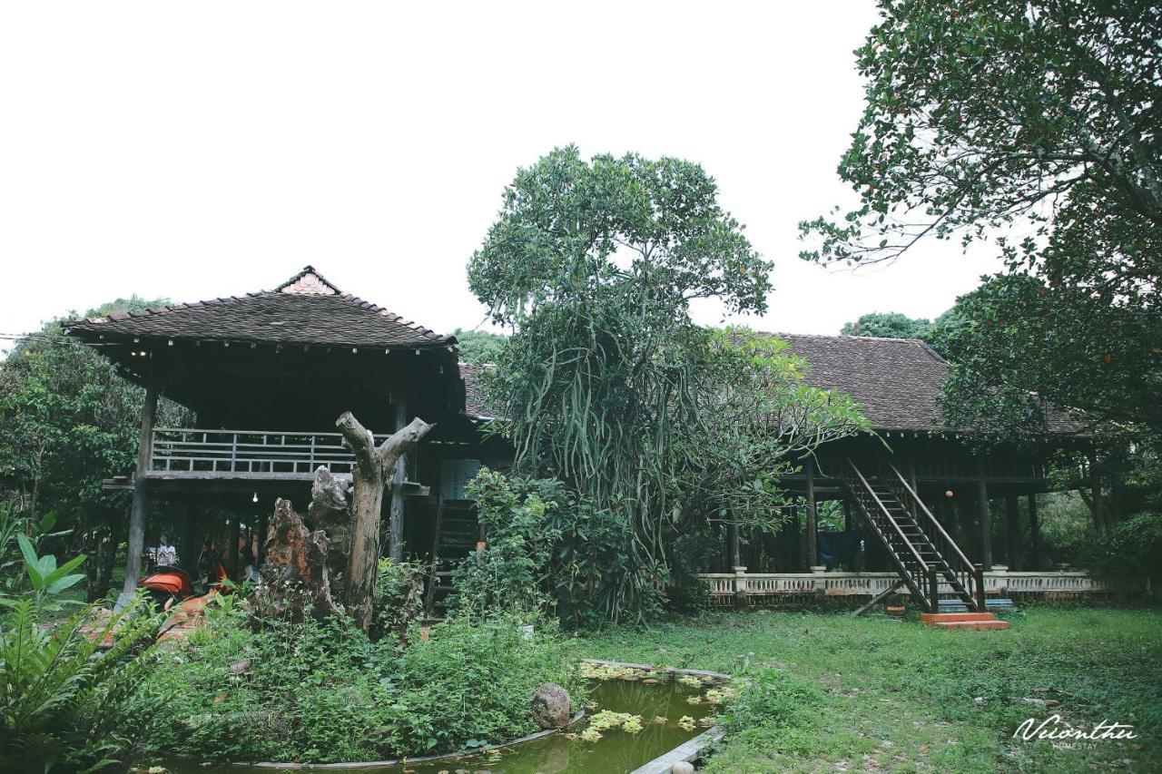 เวือนทู เกสต์เฮาส์ การ์เดน Kon Tum ภายนอก รูปภาพ